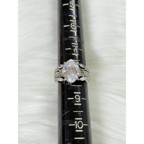 Shiny Cubic Zirconia 925 Silver Ring - Picture 9 of 9